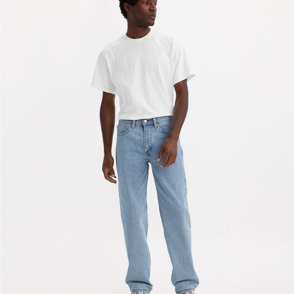 Levi’s 550 Relaxed Fit Jeans with Natural Fading size 38 32 length